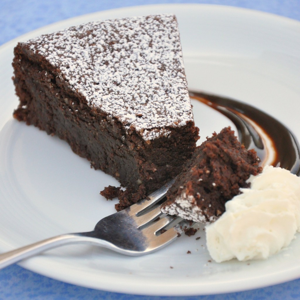 Torta caprese (gâteau au chocolat et aux amandes)2