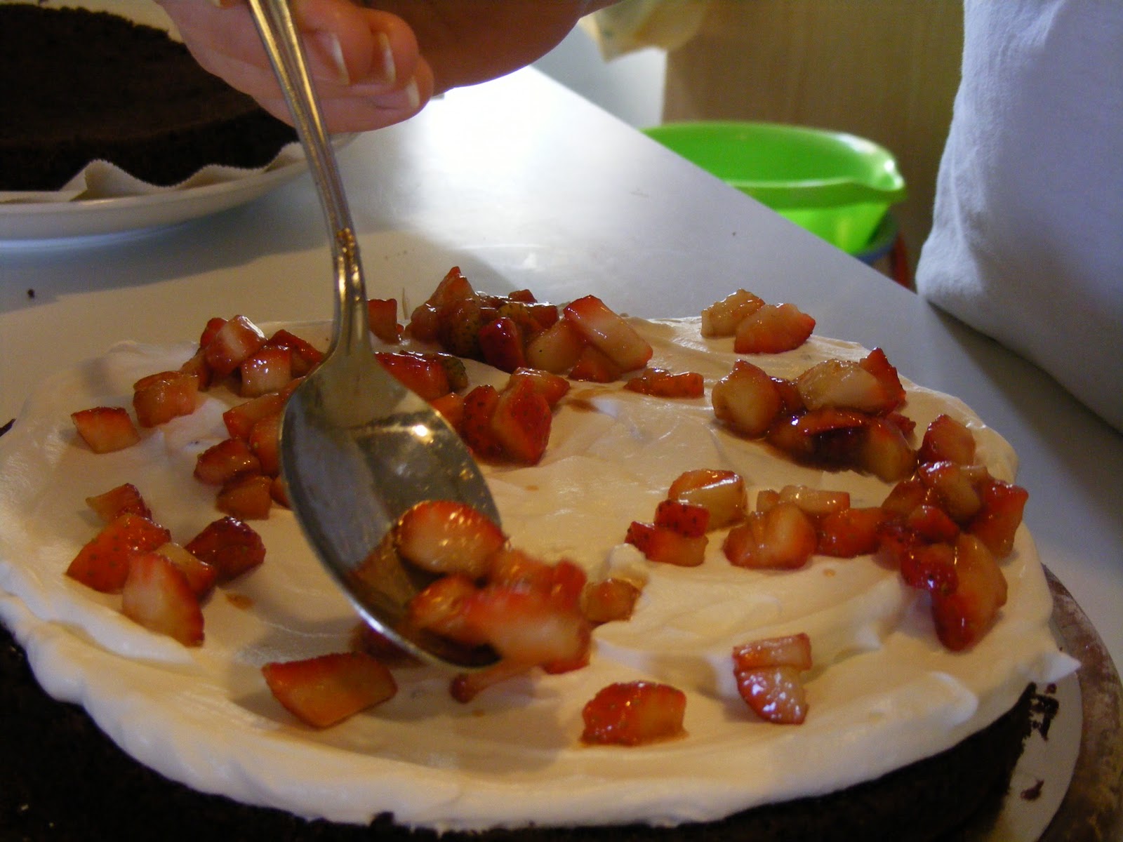 Layer cake fraises chocolat et chantilly au mascarpone2